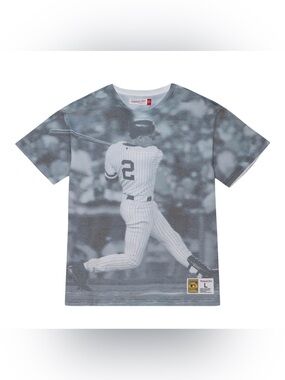 Mitchell & Ness Derek Jeter New York Yankees Graphic Tshirt